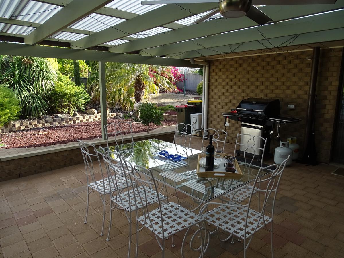 3 Pears On The Park Mclaren Vale Vila Exterior foto
